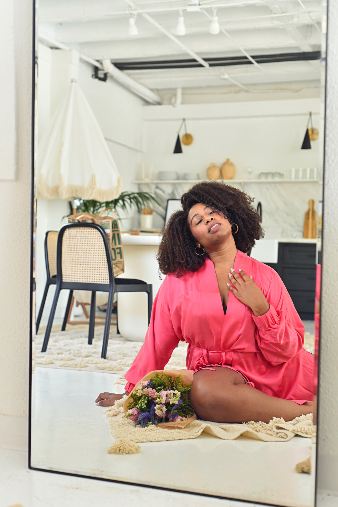Lunya Washable Silk Robe, Washable Silk Loungewear, Silk Robes, Black Fashion Influencers, Black Fashion Bloggers, Coco Bates, Pink Silk Robes, Pink Washable Silk Robe