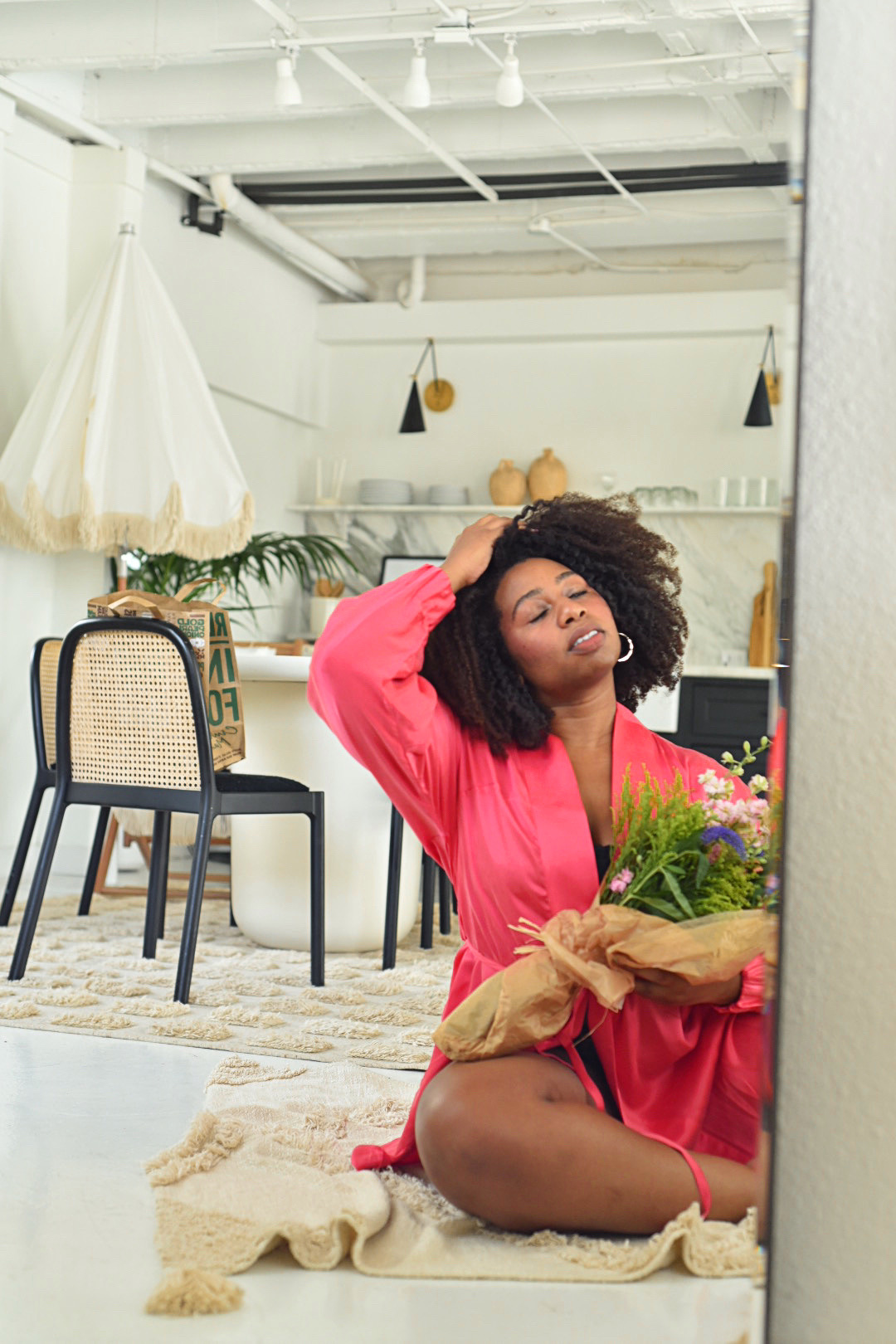 Lunya Washable Silk Robe, Washable Silk Loungewear, Silk Robes, Black Fashion Influencers, Black Fashion Bloggers, Coco Bates, Pink Silk Robes, Pink Washable Silk Robe