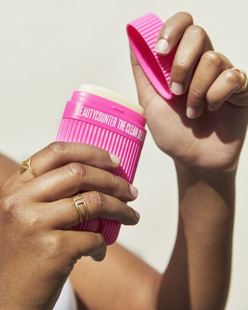 Vacation Beauty Products, travel beauty products, beauty products for vacation, multi use travel beauty products, what beauty products to pack for vacation, travel makeup, luxury travel beauty products