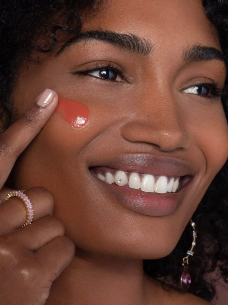 Vacation Beauty Products, travel beauty products, beauty products for vacation, multi use travel beauty products, what beauty products to pack for vacation, travel makeup, luxury travel beauty products